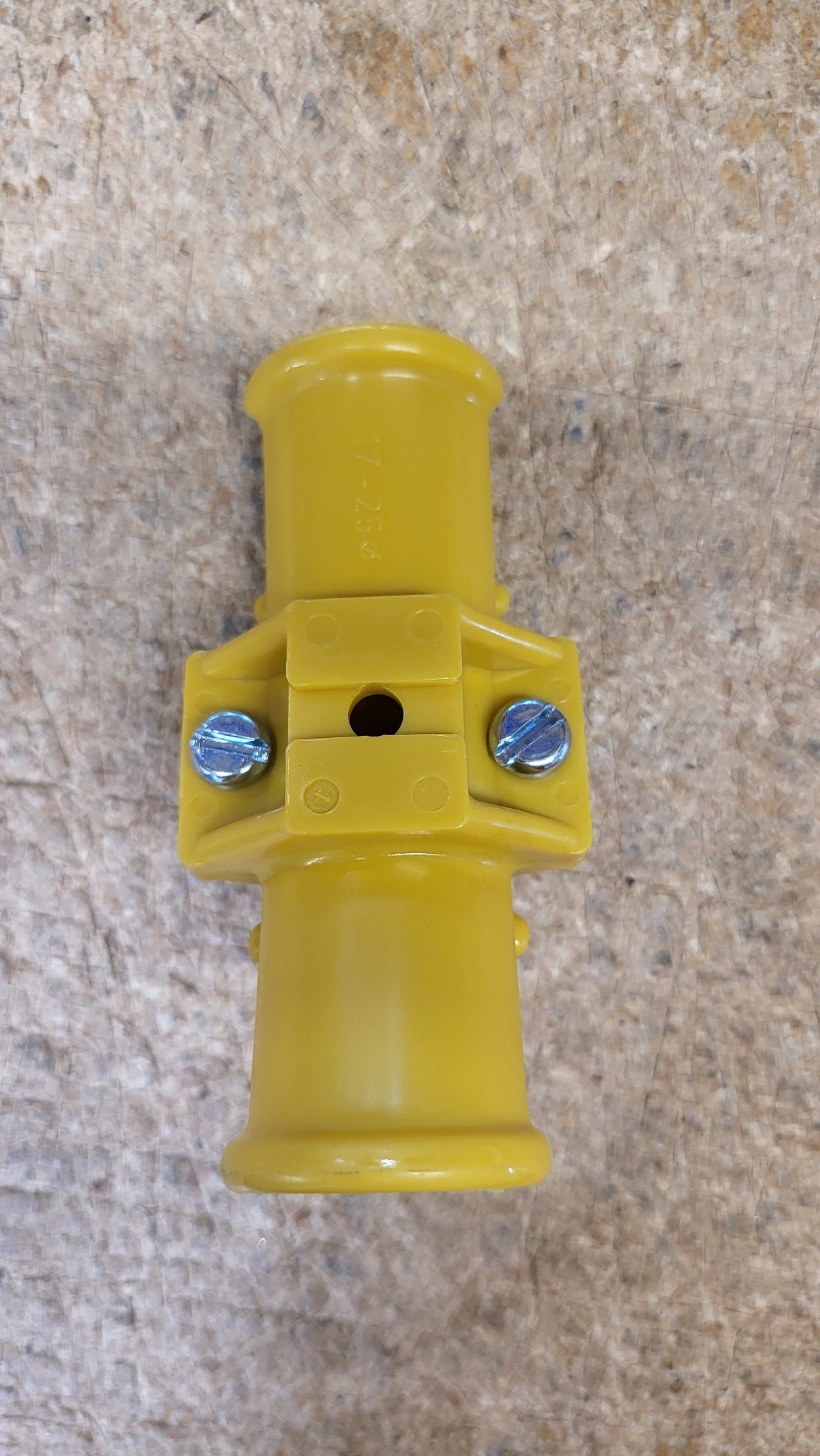 100-000-633 CABLE CLIP YELLOW PLASTIC